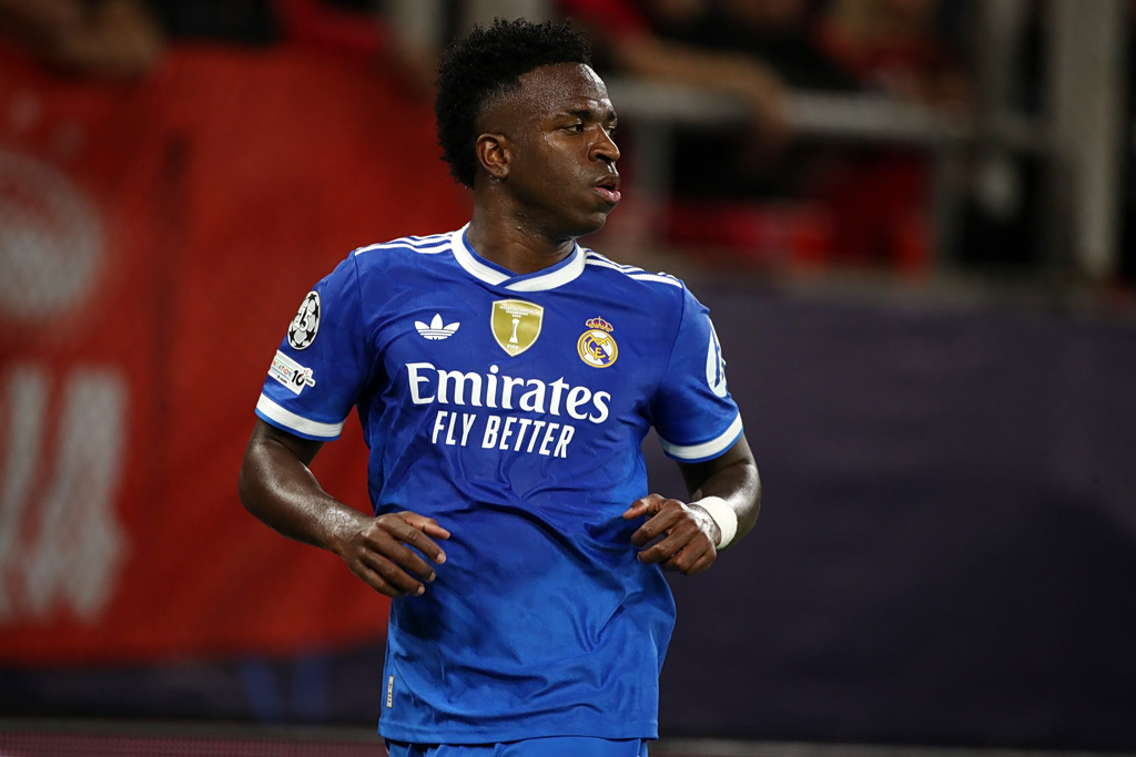 Η αποκάλυψη του Βινίσιους για Τσάμπι Αλόνσο: «Δεν είχαμε καλή συνεννόηση»