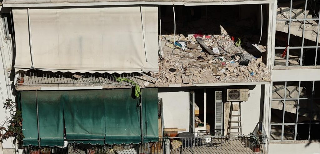 Δίκη για την έκρηξη στους Αμπελόκηπους: «Δεν προκύπτει τρομοκρατική οργάνωση» λέει ο δικηγόρος Κώστας Παπαδάκης