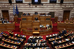 Live η μάχη στη Βουλή για το Κράτος Δικαίου