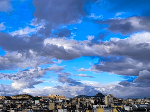 Καιρός: Βροχές και καταιγίδες σε βόρεια, κεντρικά και βορειοανατολικό Αιγαίο – Πτώση θερμοκρασίας και ενίσχυση βοριάδων