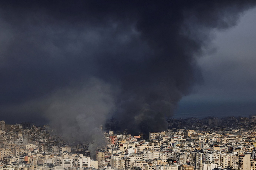 Wall Street Journal: Τι θα γίνει όταν εκπνεύσει το τελεσίγραφο Τραμπ στο Ιράν – Τα 3 σενάρια