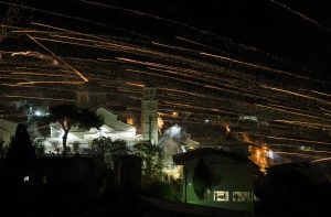 Χίος: Κανονικά θα πραγματοποιηθεί ο ρουκετοπόλεμος το βράδυ της Ανάστασης στον Βροντάδο