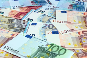 e-ΕΦΚΑ – ΔΥΠΑ: Πάνω από 69 εκατ. ευρώ σε 73.000 δικαιούχους τις πρώτες ημέρες του Ιουνίου