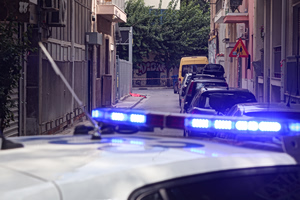 Διακοπή κυκλοφορίας στην Ομόνοια -Έλεγχος σε ύποπτο αντικείμενο