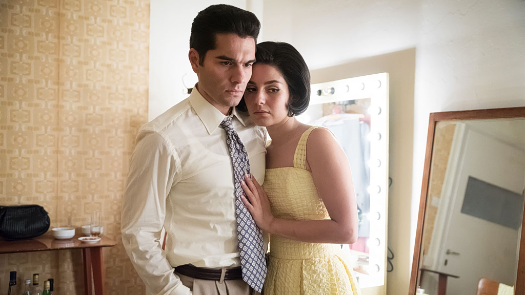 Το πυροτέχνημα και η ουσία