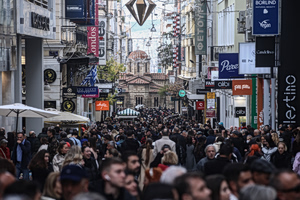 Όψεις (και απώσεις) του ελληνικού θέρους
