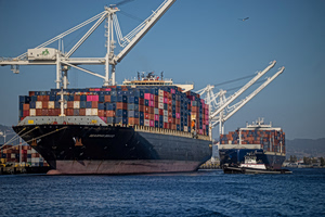 Διευρύνεται το εμπορικό έλλειμμα των ΗΠΑ