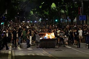 Σερβία: Επεισόδια στο Βελιγράδι μετά την μαζική αντικυβερνητική συγκέντρωση που διοργάνωσαν οι φοιτητές