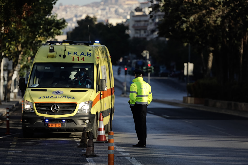 Τροχαίο δυστύχημα στο Περιστέρι: Νεκρός 36χρονος που παρασύρθηκε από αυτοκίνητο