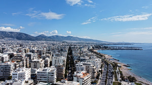 Ύποπτη δυσοσμία στα νότια προάστια: 48 ώρες μετά κι ακόμη ψάχνουν την προέλευσή της – Το επικρατέστερο σενάριο