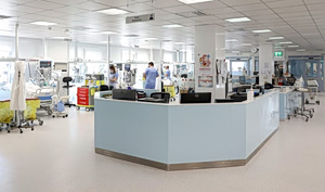 Χανιά: Παραμένει στη ΜΕΘ η 3χρονη, «έφερε μώλωπες σε όλο της το σωματάκι» – Αποκαλύψεις για τα παιδιά της οικογένειας