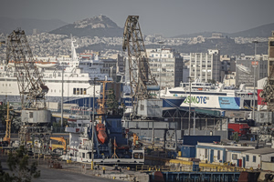 Η Ελλάδα στο επίκεντρο του παγκόσμιου ανταγωνισμού για τα λιμάνια