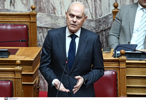 Πέθανε ο υφυπουργός Νίκος Ταγαράς