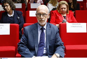 Σκάνδαλο υποκλοπών: Πολιτική θύελλα για τον ρόλο Τζαβέλλα και τις «νόμιμες» παρακολουθήσεις της ΕΥΠ