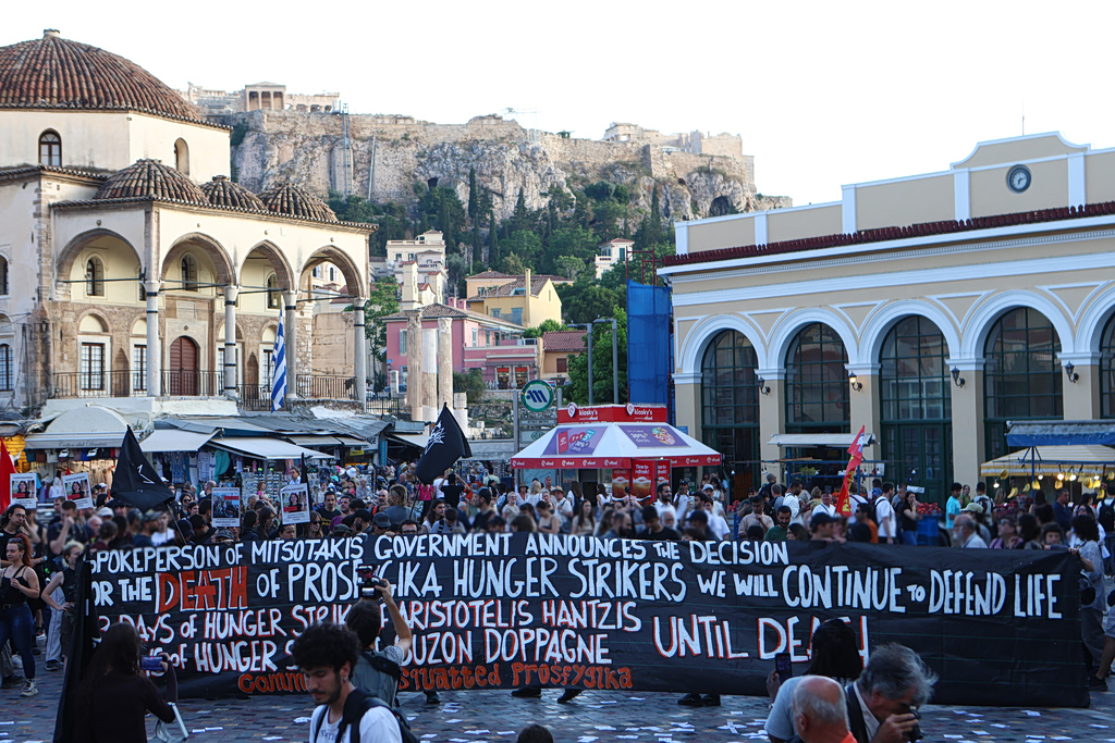«Υπερασπιζόμαστε τη ζωή»: Μεγάλη κινητοποίηση για τα Προσφυγικά στο κέντρο της Αθήνας (vid)