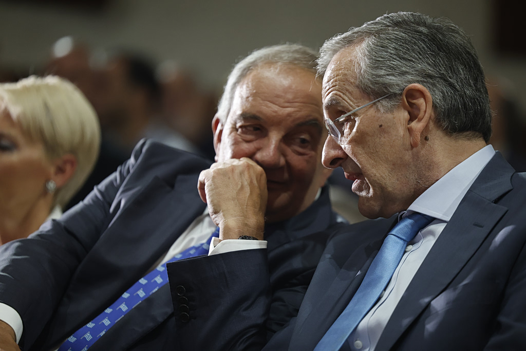 Τι θα πουν ο Μητσοτάκης στο Υπουργικό και ο Καραμανλής στο Μέγαρο – Καραδοκεί ο Σαμαράς