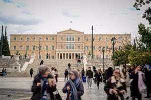 Δημοσκόπηση Interview: Η ΝΔ μπροστά, ο Τσίπρας δεύτερος, τέταρτη η Καρυστιανού – Καταρρέει ο ΣΥΡΙΖΑ