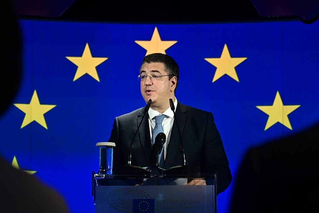 Α. Τζιτζικώστας: Ανθεκτικός ο τουρισμός, η Ευρώπη δεν αντιμετωπίζει πρόβλημα αεροπορικών καυσίμων