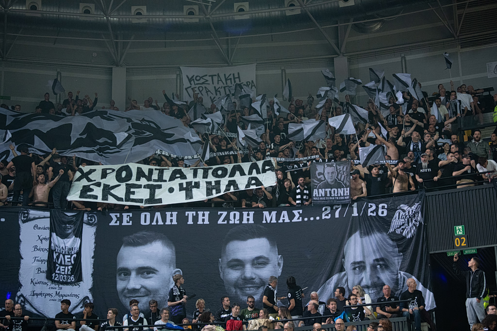 Η Μπιλμπάο τίμησε τον ΠΑΟΚ και τη μνήμη των επτά οπαδών με συγκινητικό μήνυμα
