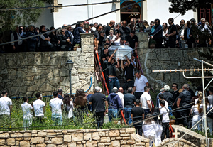 Ηράκλειο: Ξέσπασε η αδερφή του 21χρονου Νικήτα στην κηδεία – «Τώρα ήρθατε που τον σκότωσαν;»