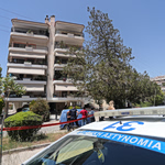 Τραγωδία στην Ηλιούπολη: Δύο 17χρονες έπεσαν από έκτο όροφο πολυκατοικίας – Νεκρή η μία, σε κρίσιμη κατάσταση η δεύτερη