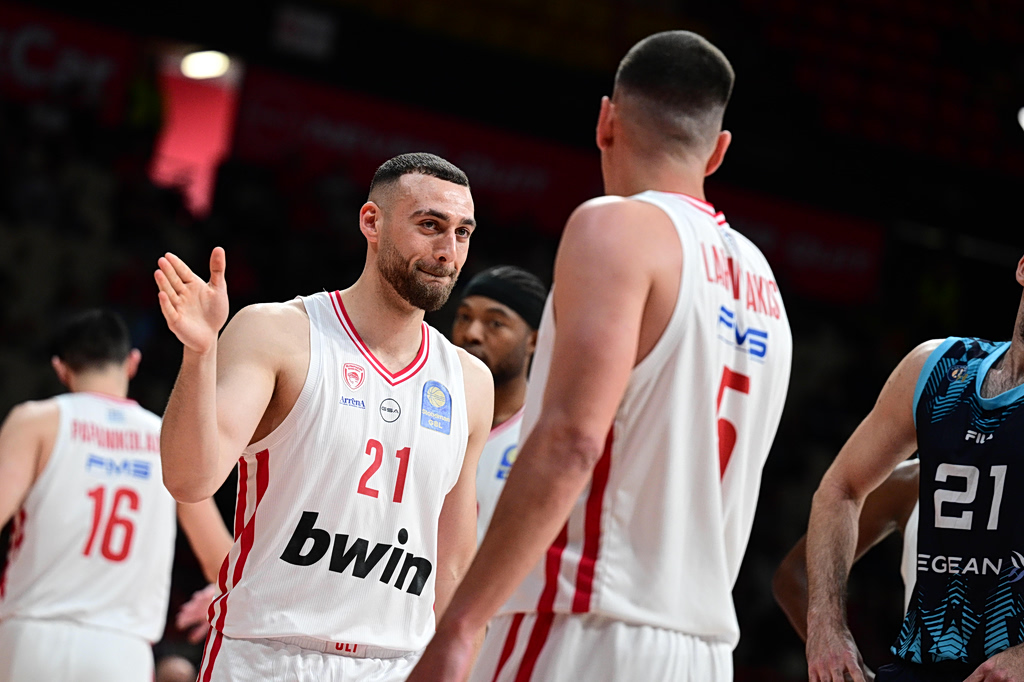 Ολυμπιακός – Κολοσσός Ρόδου 117-76: Οι «ερυθρόλευκοι» πήραν τη νίκη με 41 πόντους διαφορά και έκαναν το 1-0 στα προημιτελικά