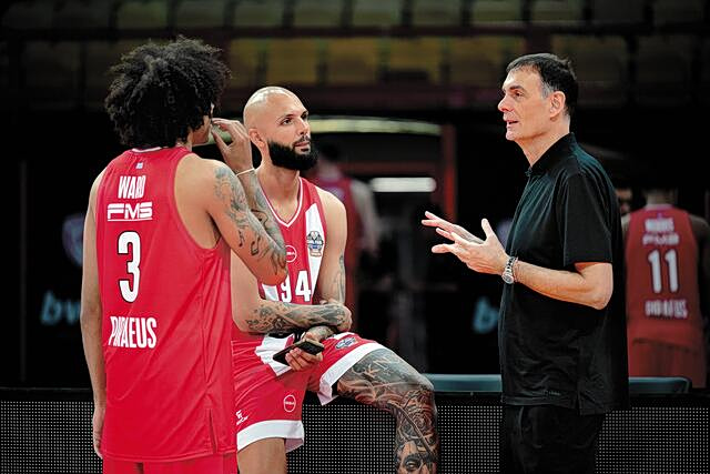 Ολυμπιακός: «Αν περιμένετε εισιτήρια από μένα σωθήκατε…»