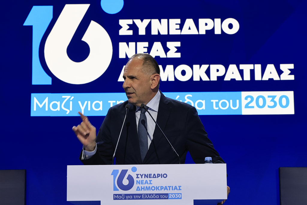 Γεραπετρίτης στο συνέδριο της ΝΔ: «Κερδίσαμε χρόνο για να δημιουργήσουμε νέο αποτρεπτικό πλέγμα»