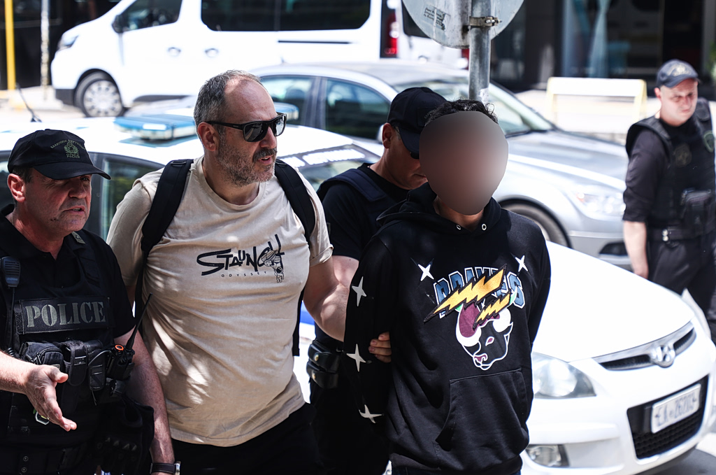 Θεσσαλονίκη: Προφυλακίστηκε ο 30χρονος πατροκτόνος – Φέρεται να επικαλέστηκε κενά μνήμης