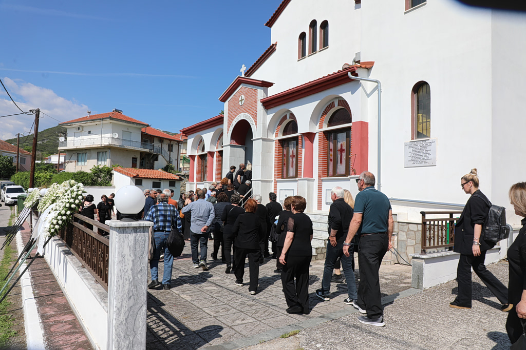 Το τελευταίο «αντίο» στον Παρασκευά Άντζα (pics)