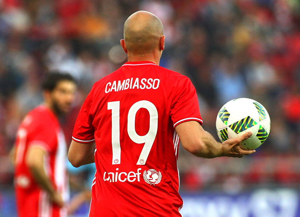 Champions League Legends: Φίγκο, Τσάβι, Καφού και… άρωμα Ελλάδας στο «ζέσταμα» πριν από τον τελικό