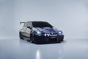 Το Volkswagen R ζεσταίνεται για την πίστα