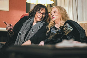 Οταν η Λένα Πλάτωνος τραγούδησε το «Ασμα ασμάτων» στη Μαρία Φαραντούρη