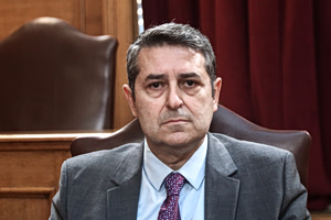 Ο Γιώργος Μυλωνάκης επέστρεψε από τη Γερμανία – Θετικά τα νέα για την πορεία της υγείας του