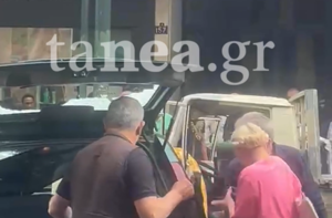 Καραμπόλα με πέντε οχήματα στην Πατησίων – Δύο τραυματίες (video)