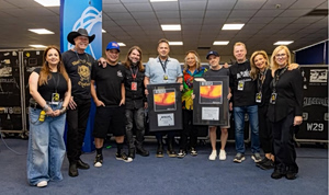 Metallica: Πλατινένια απονομή για το “Reload” στο ΟΑΚΑ λίγο πριν την συναυλία