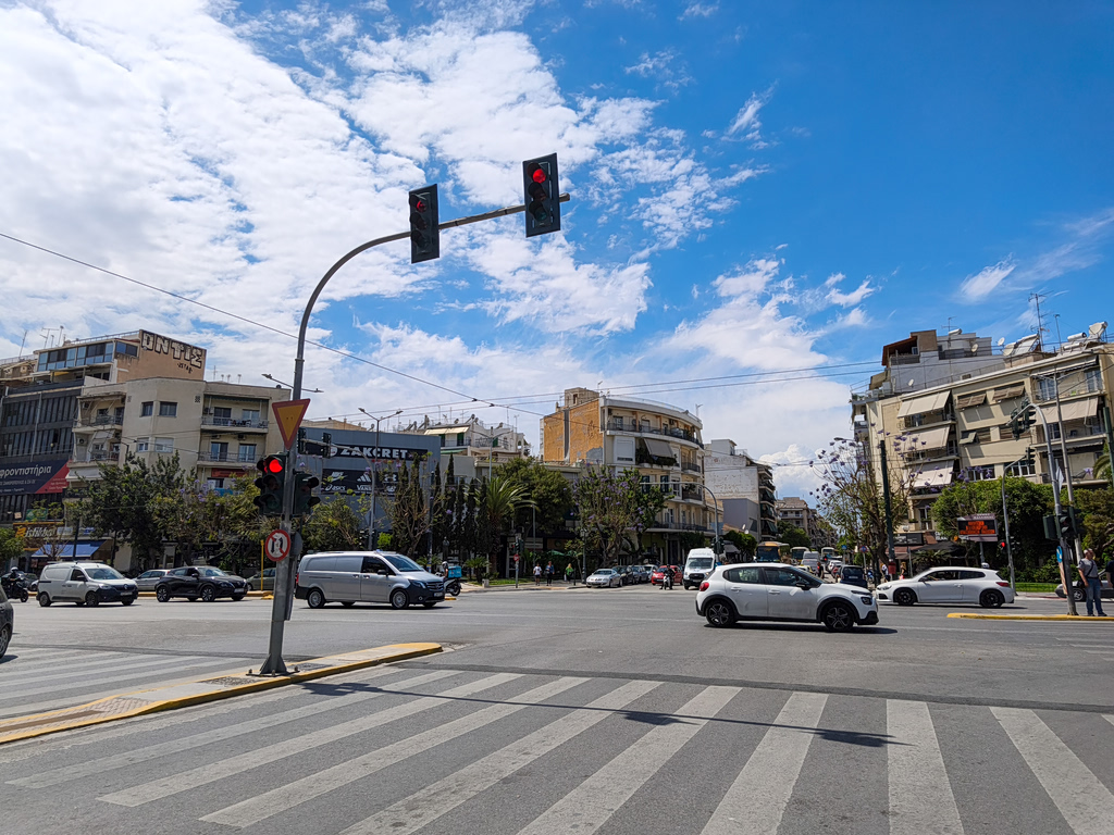 Άγνωστη παραμένει η αιτία της οσμής αερίου στην Αττική – Τα σενάρια που εξετάζονται