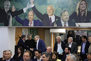ΠΑΣΟΚ: Τζάκρη τέλος; Τι συζητήθηκε στο Πολιτικό Συμβούλιο για την διεύρυνση