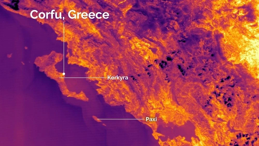 Το θερμικό «μάτι» που παρακολουθεί live τις πυρκαγιές – Οι πρώτες φωτογραφίες από τους μικροδορυφόρους