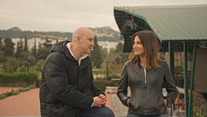«Πάμε μια βόλτα;»: Ο Θανάσης Αλευράς συναντά απόψε τη Νίκη Λυμπεράκη