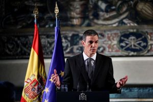 Ισπανία: Τρεις ημερομηνίες που «στριμώχνουν» τον Σάντσεθ