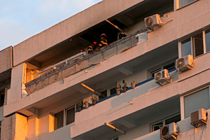 Ρουμανία: Ρωσικό drone έληξε πολυκατοικία, δύο τραυματίες – «Σοβαρή κλιμάκωση», λέει το Βουκουρέστι,