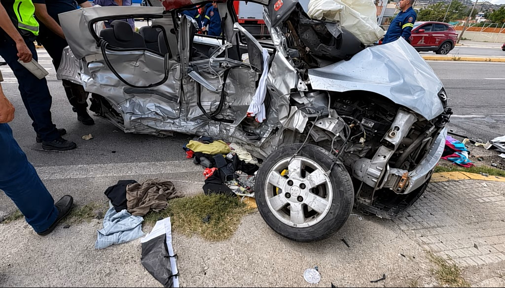 Θανατηφόρο τροχαίο στη Ρόδο: Γερμανοί τουρίστες κατέθεσαν ότι ο 44χρονος οδηγός παραβίασε το κόκκινο