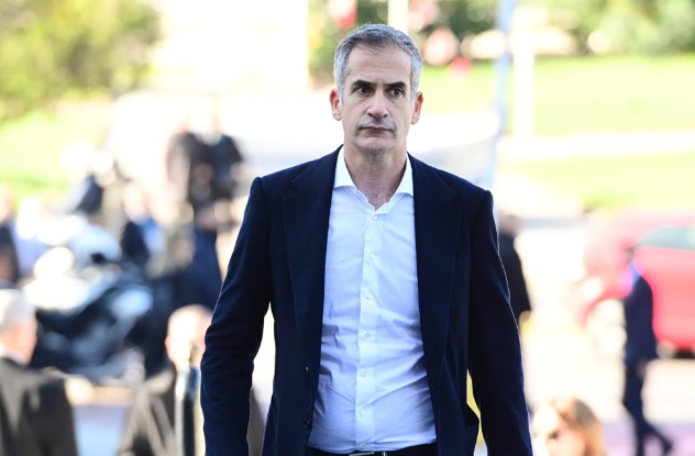 Κώστας Μπακογιάννης: «Aνεξέλεγκτη και επικίνδυνη η κατάσταση με τα πατίνια στους δρόμους της Αθήνας»