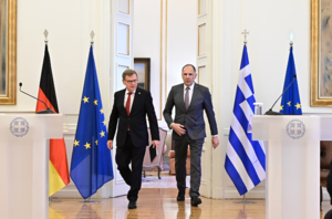 Οκτώ γεμάτες ώρες