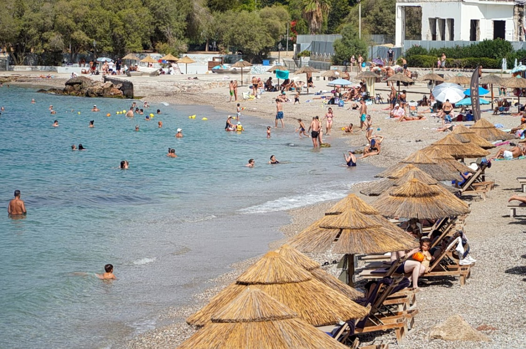 Καιρός: Μίνι καλοκαίρι προ των πυλών – Έως και τους 33°C ο υδράργυρος