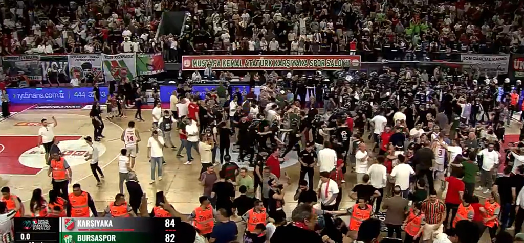 Απίστευτα πράγματα στην Τουρκία: Το buzzer-beater που χάρισε την παραμονή και ο χαμός στο φινάλε (vid)