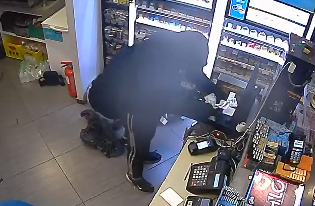 Ένοπλη ληστεία σε κατάστημα ψιλικών στην Τριανδρία Θεσσαλονίκης