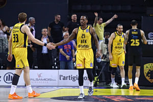 ΑΕΚ – Άρης 102-99: Πήρε το θρίλερ η «Ένωση» και θα αντιμετωπίσει τον Ολυμπιακό στα ημιτελικά της GBL