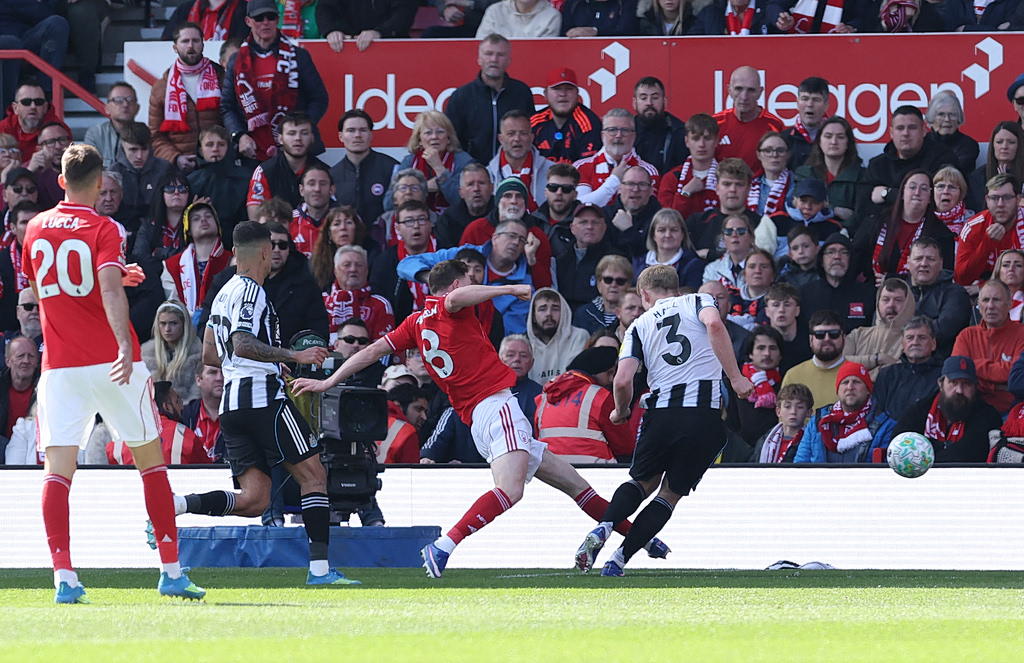 Premier League: Έχασε ευκαιρία να κλειδώσει την πεντάδα η Άστον Βίλα – Ισοπαλία στο «Σίτι Γκράουντ»